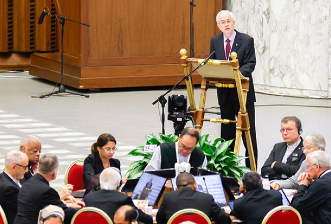 1024rush-Fr-Ormond-Rush-speaks-during-a-working-session-of-the-assembly-of-the-Synod-of-Bishops-in-the-Vaticans-Paul-VI-Audience-Hall-yesterday0-CNS-Lola-Gomez