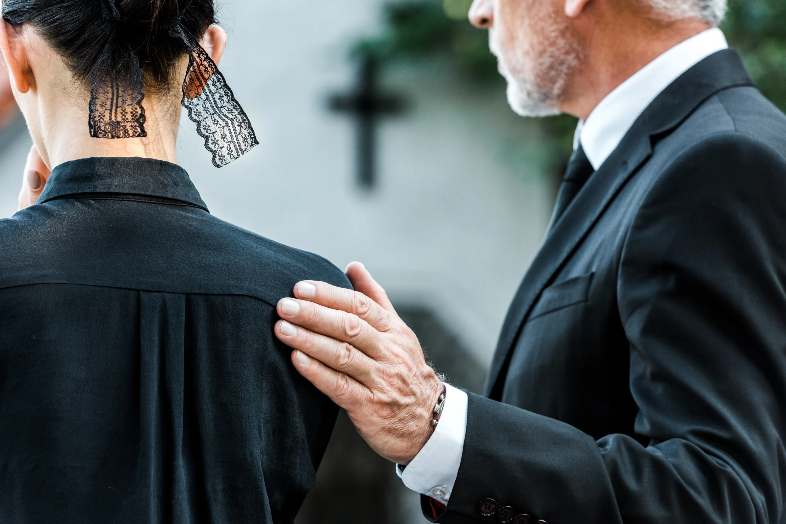 cropped-view-of-man-touching-woman-on-funeral-2024-11-19-13-56-19-utc (1) cropped-view-of-man-touching-woman-on-funeral-2024-11-19-13-56-19-utc (1)